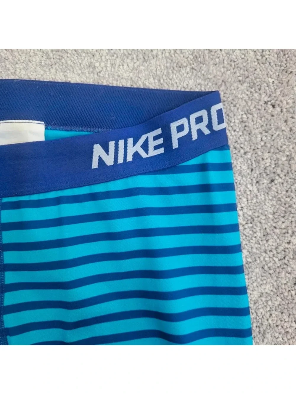 Nike Pro DriFit Compression Legging Large Womens Blue Striped Spandex Cropped